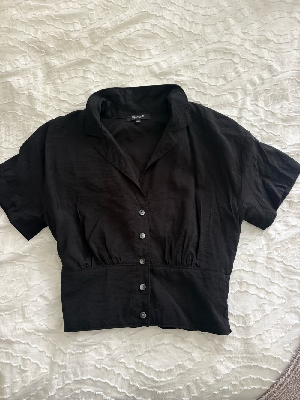 Madewell Black cropped button down